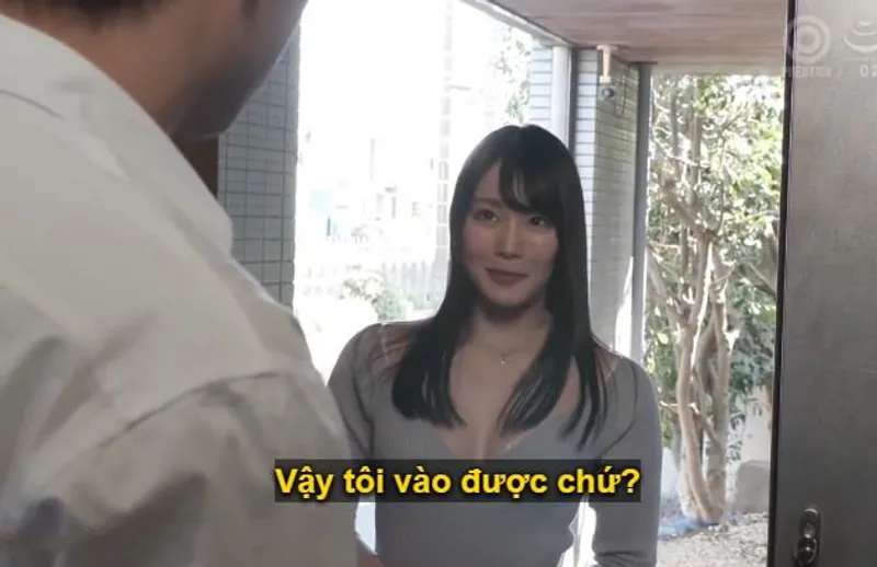 Anh chàng nhà giàu sát vách bị cô em hàng xóm xinh tươi, mới cưới chồng dọn về gần đây, chủ động rủ rê làm tình.